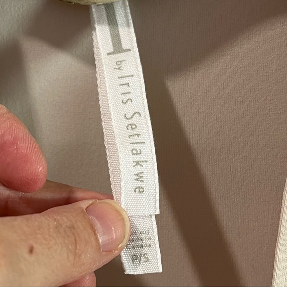 🤍IRIS SETLAKWE • Open Blazer Size S - Picture 3 of 13